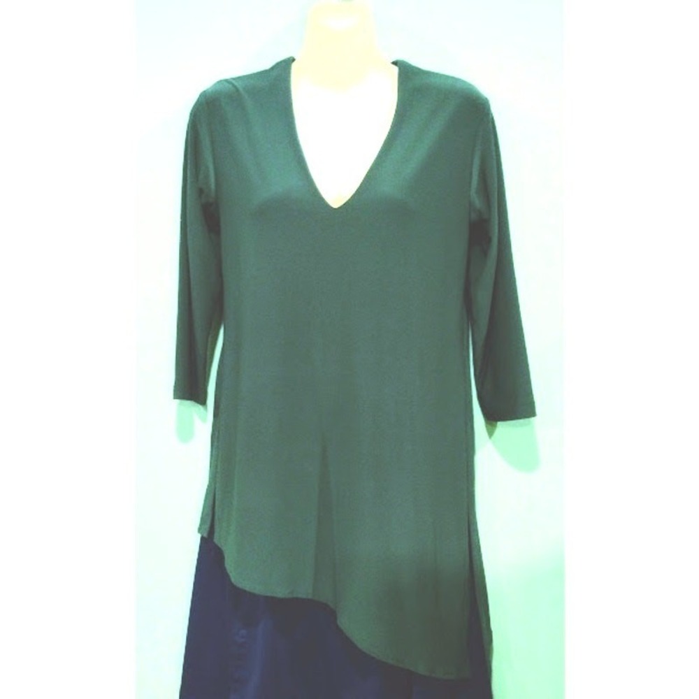 Sympli Asymmetrical 3/4 Sleeve Tunic with Deep V-Neck, Hunter Green, Size 4+